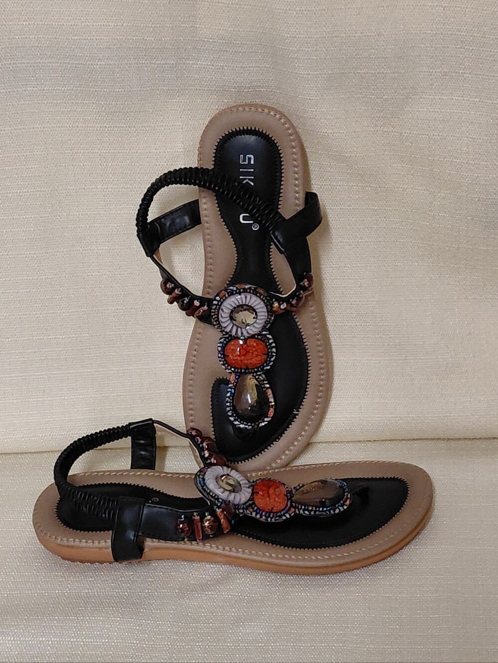 SIKETU Women’s Jeweled Black & Tan Embellished Bohemian Style Sandal Size 7.5